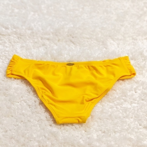 🆕 Luli Fama Cosita Buena Limon bikini bott… - Picture 5 of 10